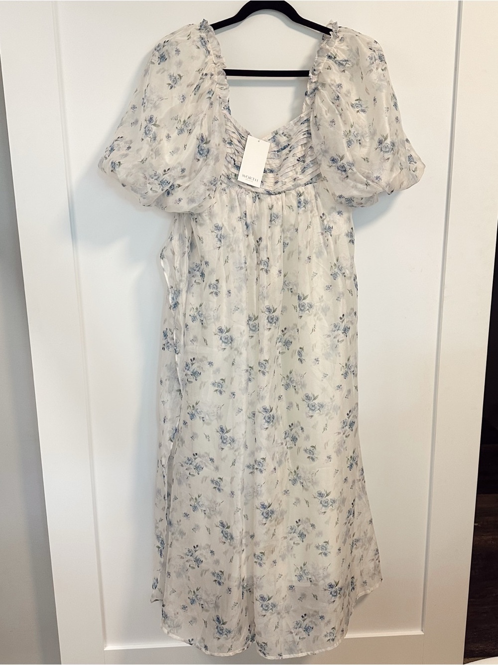 Worth Collective Melody Maxi Dress Cerulean Blue Floral White Flowy Puff Sleeves - Picture 2 of 5